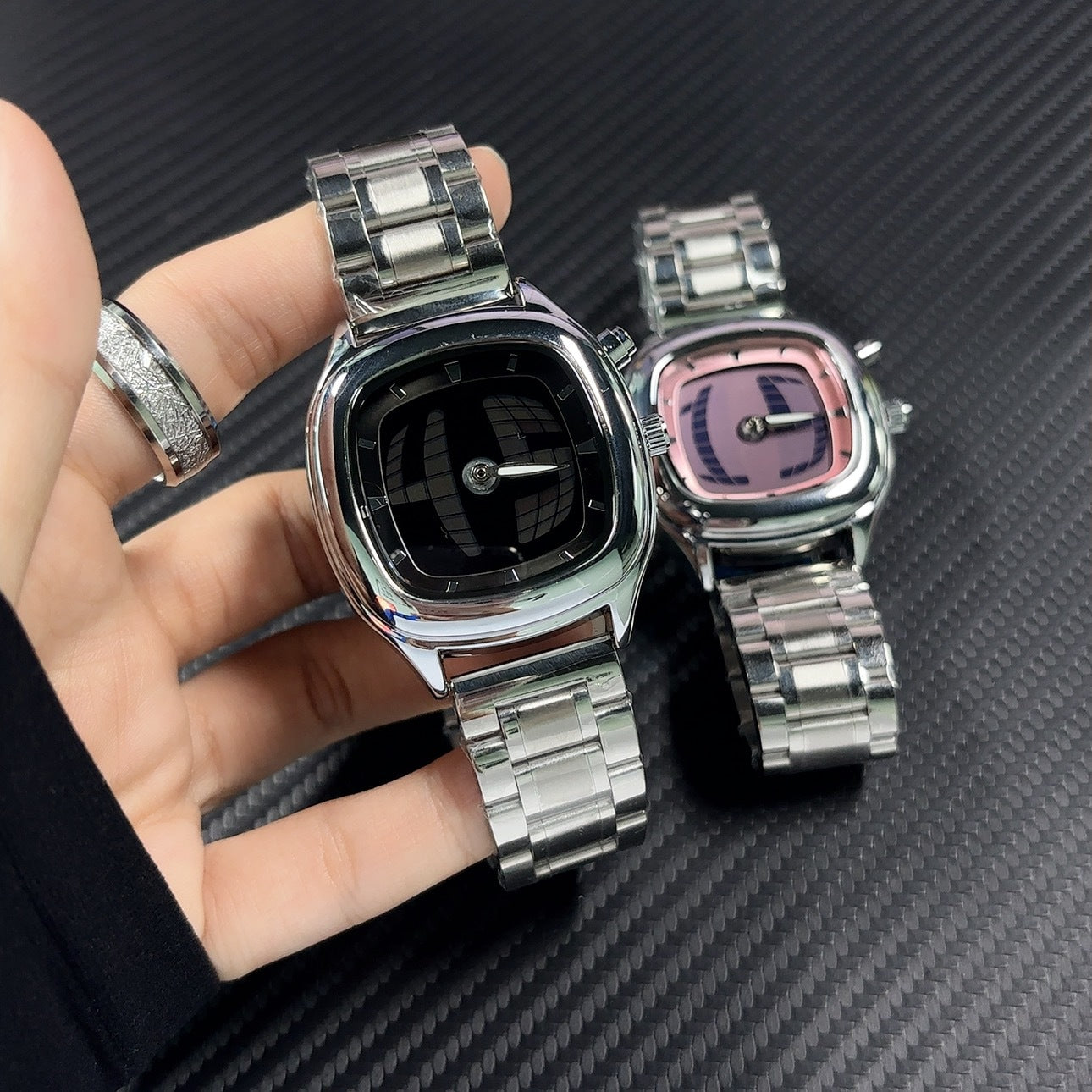 Retro-style Digital Display Watch With Hands And Numbersexclusive Trendy Quartz Timepiece