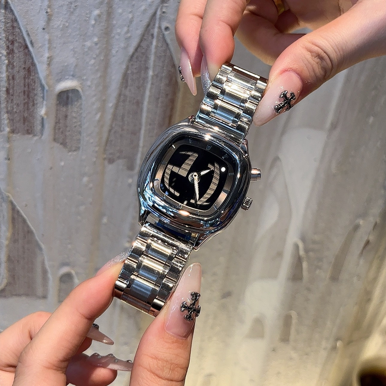 Retro-style Digital Display Watch With Hands And Numbersexclusive Trendy Quartz Timepiece